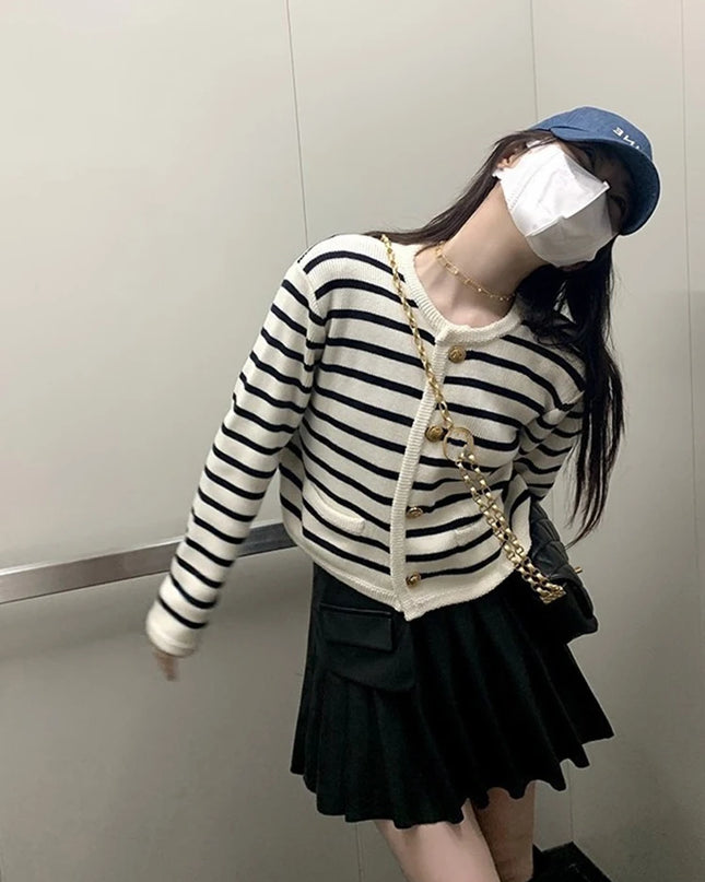 Striped Knitted Cardigan - VOLDRI