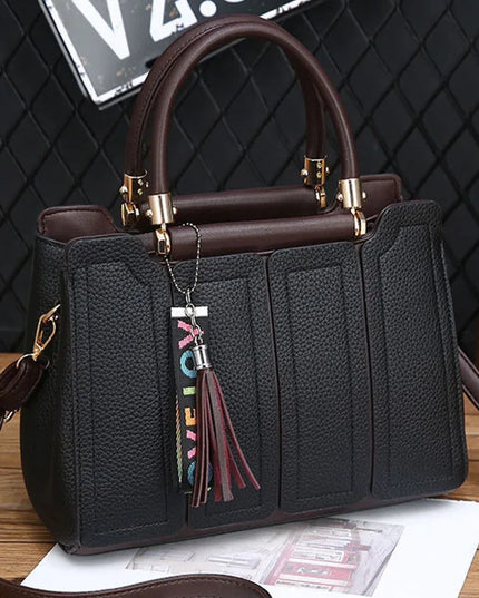 Single shoulder handbag