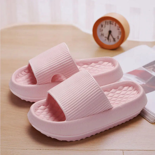 Platform Cloud  Slides  Slippers