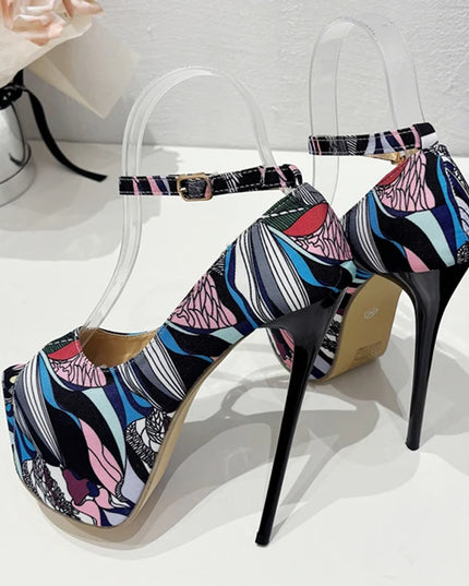 Hand-Painted Leathe Shoes - VOLDRI