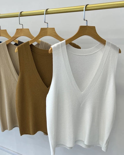 Knitted  Top V-neck Solid Tank - VOLDRI